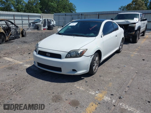 2010 Scion tC z VIN JTKDE3B71A0313020, wystawiony jako IAAI lot #42308791 z przebiegiem 177 716 mil mil oraz . Historia ofert i sprzedaży dostępna na DreamBid. Obrazek 2.