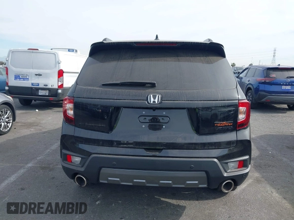 2023 Honda Passport TrailSport with VIN 5FNYF8H63PB033062, listed as a IAAI auction lot 41399396 with 17,829 mi miles and . Bid and sale history available at carsss.com. Image 16.