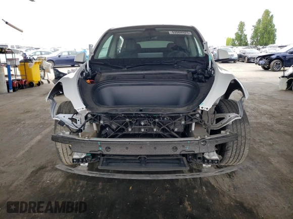 2022 Tesla Model Y Long Range z VIN 7SAYGDEE4NF576275, wystawiony jako Copart lot #53968925 z przebiegiem 30 524 mil mil oraz Szkoda całkowita • Salvage title. Historia ofert i sprzedaży dostępna na DreamBid. Obrazek 5.