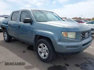 2006 Honda Ridgeline RT with VIN 2HJYK16296H543651, listed as a IAAI auction lot 41880437 with 295,632 mi miles. Bid and sale history available at carsss.com. Image 1.
