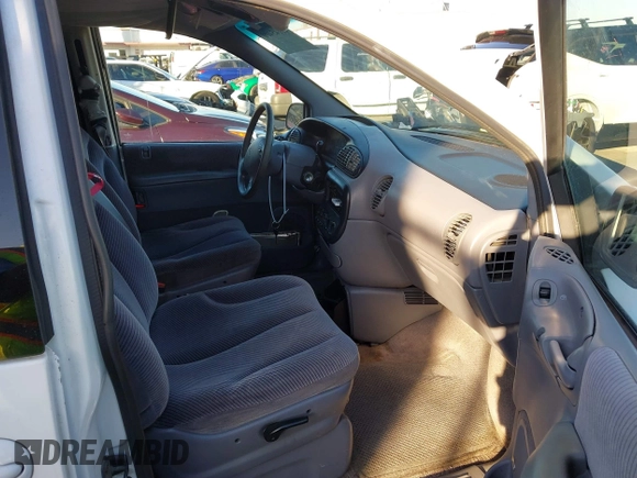 1996 Dodge Grand Caravan with VIN 1B4GP54R7TB387779, listed as a IAAI auction lot 41145400 with 175,662 mi miles and . Bid and sale history available at DreamBid. Image 5.