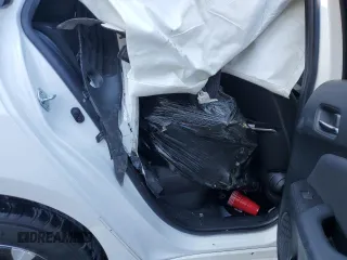 2021 Toyota Prius LE z VIN JTDL9MFU9M3022975, wystawiony jako Copart lot #53810615 z przebiegiem Nie podano mil oraz Nie do naprawy • Non repairable. Historia ofert i sprzedaży dostępna na DreamBid. Obrazek 11.