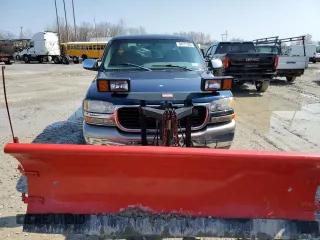 2000 GMC New Sierra 1500 SLE with VIN 1GTEK19T4YE388996, listed as a Copart auction lot 54171395 with 98,841 mi miles and Clean Title. Bid and sale history available at carsss.com. Image 5.