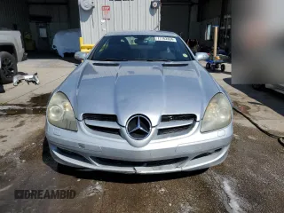 2007 Mercedes-Benz SLK-Class 3.0L with VIN WDBWK54F37F154451, listed as a Copart auction lot 77762834 with 132,496 mi miles and Salvage Title. Bid and sale history available at carsss.com. Image 5.