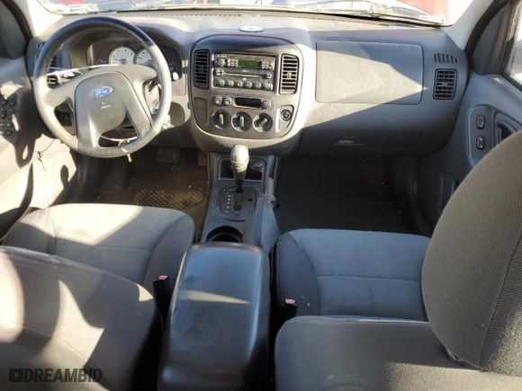 2005 Ford Escape XLS Value with VIN 1FMYU92Z45KB08619, listed as a Copart auction lot 80997664 with 132,417 mi miles and Clean Title. Bid and sale history available at carsss.com. Image 8.