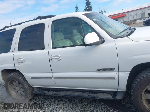 2001 Chevrolet Tahoe LT with VIN 1GNEK13T31J218674, listed as a IAAI auction lot 41529355 with 231,756 mi miles. Bid and sale history available at carsss.com. Image 14.