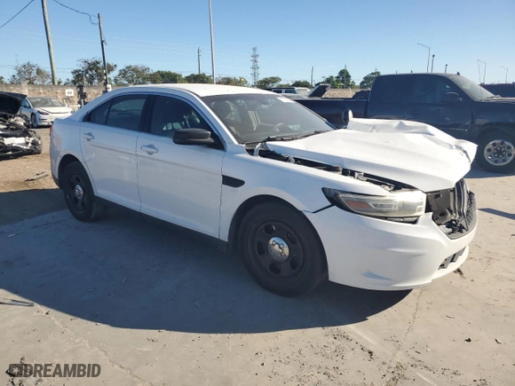 2013 Ford Sedan Police Interceptor with VIN 1FAHP2L88DG139002, listed as a Copart auction lot 81307654 with 142,329 mi miles and Non Repairable. Bid and sale history available at carsss.com. Image 4.