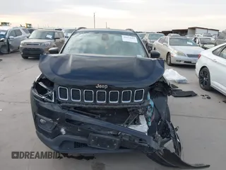 2018 Jeep Compass Altitude with VIN 3C4NJCBB5JT240751, listed as a IAAI auction lot 41674481 with 132,898 mi miles and . Bid and sale history available at DreamBid. Image 12.