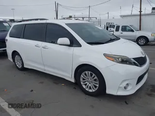 2017 Toyota Sienna SE с VIN 5TDXZ3DC9HS771012, выставлен на аукционе IAAI как лот 42196926 с пробегом 168 848 миль миль и . История ставок и продаж доступна на DreamBid. Изображение 1.