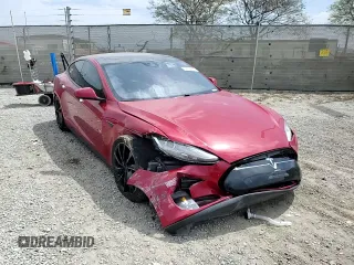 2016 Tesla Model S 90D with VIN 5YJSA1E42GF127593, listed as a Copart auction lot 52450495 with 144,151 mi miles and Salvage title. Bid and sale history available at DreamBid. Image 11.