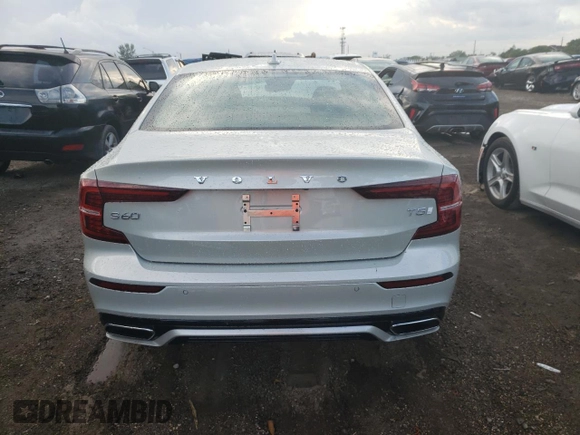 2021 Volvo S60 R-Design with VIN 7JR102FM0MG091442, listed as a Copart auction lot 67990012 with 5,451 mi miles. Bid and sale history available at carsss.com. Image 6.
