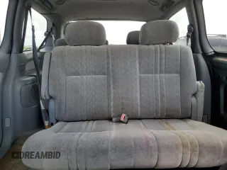 2000 Toyota Sienna CE with VIN 4T3ZF19CXYU224375, listed as a Copart auction lot 51433325 with 147,365 mi miles and Salvage Title. Bid and sale history available at carsss.com. Image 10.
