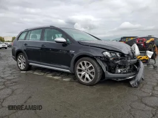 2017 Volkswagen Golf S z VIN 3VWH17AU6HM541294, wystawiony jako Copart lot #53648735 z przebiegiem 49 712 mil mil oraz Szkoda całkowita • Salvage title. Historia ofert i sprzedaży dostępna na DreamBid. Obrazek 4.