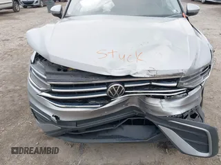 2023 Volkswagen Tiguan SE with VIN 3VV3B7AX1PM137324, listed as a IAAI auction lot 42378045 with 35,187 mi miles and . Bid and sale history available at DreamBid. Image 10.