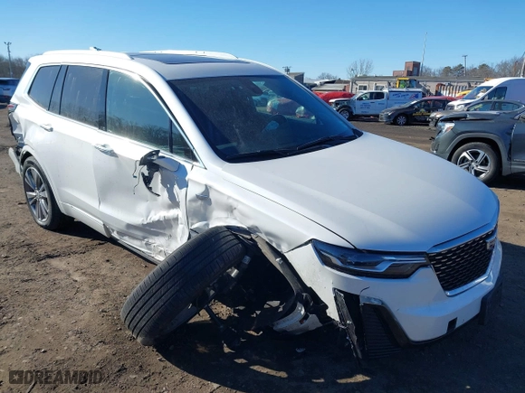 2021 Cadillac XT6 Premium Luxury with VIN 1GYKPDRS9MZ236075, listed as a IAAI auction lot 41632689 with 1 mi miles. Bid and sale history available at carsss.com. Image 18.