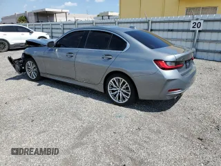 2024 BMW 3 Series 330i xDrive with VIN 3MW89FF02R8D93034, listed as a Copart auction lot 48918215 with 34,282 mi miles and Clean Title. Bid and sale history available at carsss.com. Image 2.