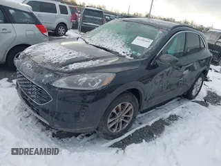 2020 Ford Escape SE z VIN 1FMCU9G64LUA05145, wystawiony jako IAAI lot #41250260 z przebiegiem 60 554 mil mil oraz . Historia ofert i sprzedaży dostępna na DreamBid. Obrazek 16.
