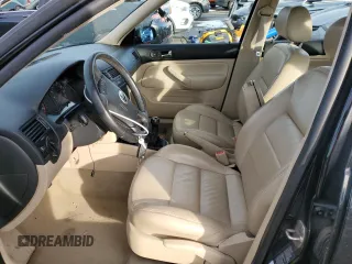 2001 Volkswagen Jetta z VIN 3VWSS29M41M072366, wystawiony jako Copart lot #42646065 z przebiegiem 98 347 mil mil oraz Szkoda całkowita • Salvage title. Historia ofert i sprzedaży dostępna na DreamBid. Obrazek 7.