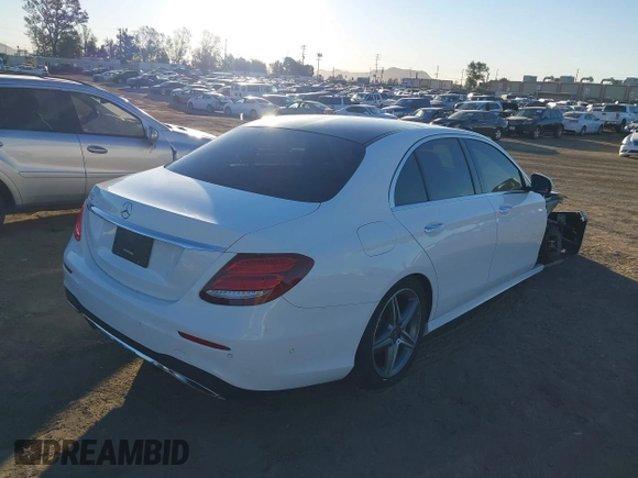 2020 Mercedes-Benz E-Class E 350 with VIN WDDZF8DBXLA741096, listed as a IAAI auction lot 41383509 with 45,559 mi miles. Bid and sale history available at carsss.com. Image 4.