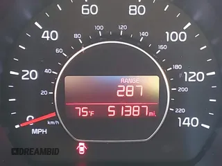 2016 Kia Soul z VIN KNDJN2A24G7341632, wystawiony jako IAAI lot #41990934 z przebiegiem 51 387 mil mil oraz . Historia ofert i sprzedaży dostępna na DreamBid. Obrazek 15.