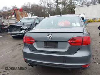2012 Volkswagen Jetta GLI Autobahn with VIN 3VW5A7AJ5CM410777, listed as a IAAI auction lot 41729287 with 116,427 mi miles and . Bid and sale history available at DreamBid. Image 16.