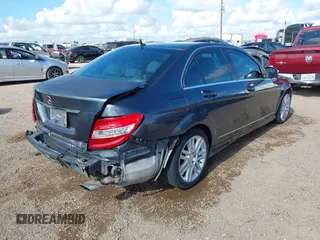 2009 Mercedes-Benz C 300 Sport с VIN WDDGF54X89R062231, выставлен на аукционе IAAI как лот 42593774 с пробегом 150 393 миль миль и . История ставок и продаж доступна на DreamBid. Изображение 4.