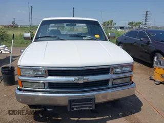1998 Chevrolet Silverado 1500 with VIN 1GCEC19M0WE194095, listed as a IAAI auction lot 42162707 with 216,468 mi miles and . Bid and sale history available at DreamBid. Image 13.