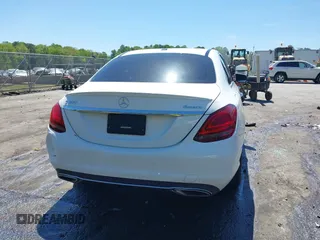 2019 Mercedes-Benz C 300 z VIN 55SWF8EB3KU297396, wystawiony jako IAAI lot #42064934 z przebiegiem 74 926 mil mil oraz . Historia ofert i sprzedaży dostępna na DreamBid. Obrazek 16.