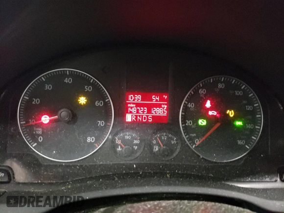 2008 Volkswagen Rabbit S с VIN WVWDB71K38W329868, выставлен на аукционе Copart как лот 45488295 с пробегом 148 723 миль миль и Чистый • Clean title. История ставок и продаж доступна на DreamBid. Изображение 9.