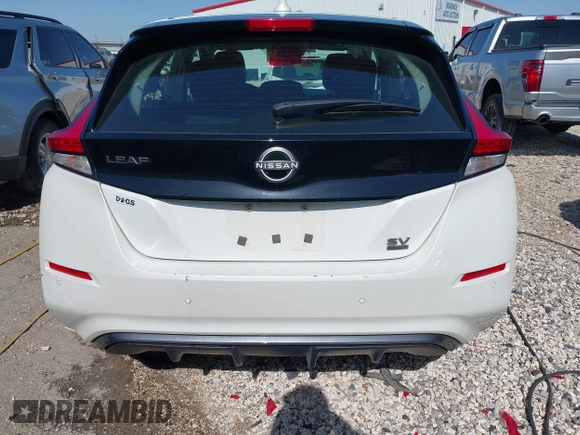 2023 Nissan LEAF SV Plus z VIN 1N4CZ1CV3PC553045, wystawiony jako IAAI lot #41998867 z przebiegiem 38 550 mil mil oraz . Historia ofert i sprzedaży dostępna na DreamBid. Obrazek 16.