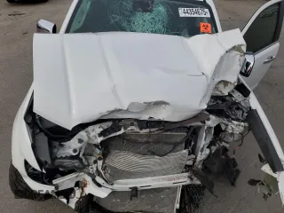 2020 GMC Canyon 4WD Denali with VIN 1GTG6EEN7L1131116, listed as a Copart auction lot 44354675 with 0 mi miles and Salvage Title. Bid and sale history available at carsss.com. Image 11.