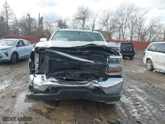 2018 Chevrolet Silverado 1500 LT with VIN 1GCVKREH1JZ337664, listed as a IAAI auction lot 41725288 with 149,266 mi miles. Bid and sale history available at carsss.com. Image 12.