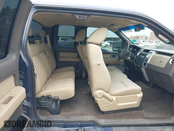 2009 Ford F-150 STX z VIN 1FTRX12889KB36180, wystawiony jako IAAI lot #42417491 z przebiegiem 142 973 mil mil oraz . Historia ofert i sprzedaży dostępna na DreamBid. Obrazek 8.