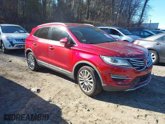 2015 Lincoln MKC z VIN 5LMTJ2AH1FUJ05103, wystawiony jako IAAI lot #41762024 z przebiegiem 58 275 mil mil oraz . Historia ofert i sprzedaży dostępna na DreamBid. Obrazek 1.