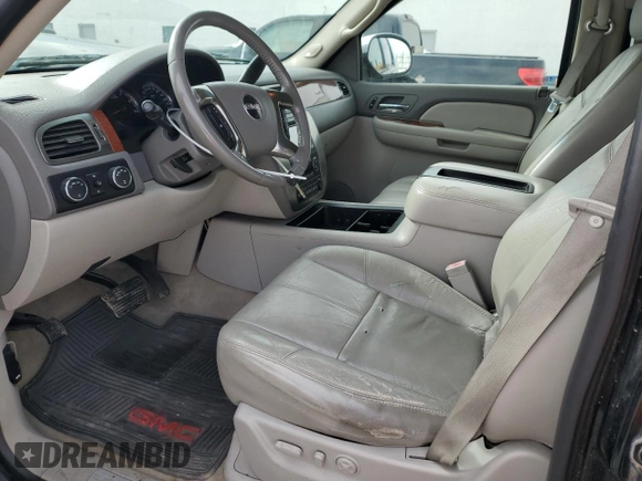 2007 GMC Yukon SLT with VIN 1GKFK13037J286649, listed as a Copart auction lot 45670555 with 183,557 mi miles and Salvage Title. Bid and sale history available at carsss.com. Image 7.