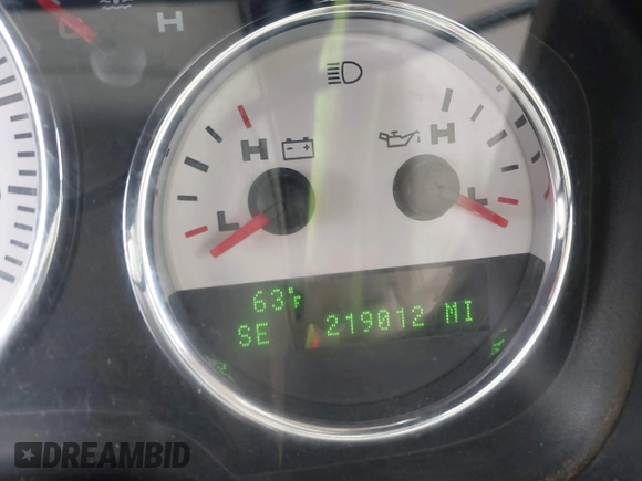 2004 Ford F-150 XLT with VIN 1FTPW14564KC89792, listed as a IAAI auction lot 41658885 with 219,012 mi miles. Bid and sale history available at carsss.com. Image 15.