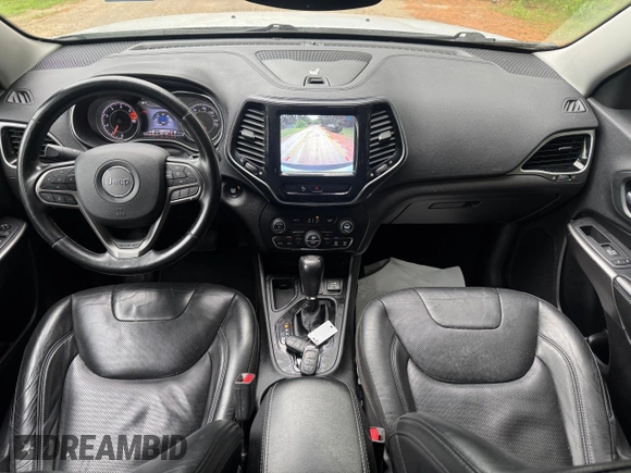 2020 Jeep Cherokee Limited with VIN 1C4PJLDB8LD614381, listed as a Copart auction lot 62966945 with 120,473 mi miles and Clean title. Bid and sale history available at DreamBid. Image 9.
