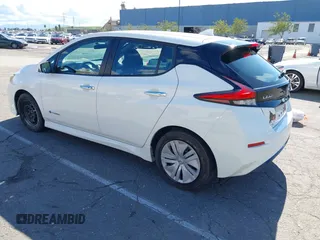 2019 Nissan LEAF SV z VIN 1N4AZ1CP0KC305899, wystawiony jako IAAI lot #41746355 z przebiegiem 31 703 mil mil oraz . Historia ofert i sprzedaży dostępna na DreamBid. Obrazek 3.