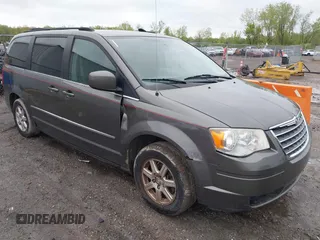 2010 Chrysler Town & Country Touring with VIN 2A4RR5D18AR386942, listed as a IAAI auction lot 42199851 with 143,924 mi miles and . Bid and sale history available at DreamBid. Image 1.