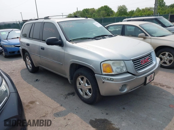 2008 GMC Envoy SLT z VIN 1GKDT13S082105069, wystawiony jako IAAI lot #42392940 z przebiegiem 169 630 mil mil oraz . Historia ofert i sprzedaży dostępna na DreamBid. Obrazek 1.