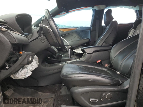 2017 Lincoln MKC Reserve with VIN 5LMTJ3DH9HUL70808, listed as a Copart auction lot 55073295 with 55,775 mi miles and Non Repairable. Bid and sale history available at DreamBid. Image 7.