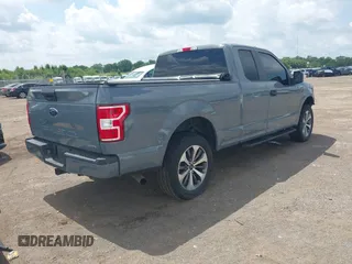 2020 Ford F-150 XL z VIN 1FTEX1EP0LKF35089, wystawiony jako IAAI lot #42657401 z przebiegiem 65 347 mil mil oraz . Historia ofert i sprzedaży dostępna na DreamBid. Obrazek 4.