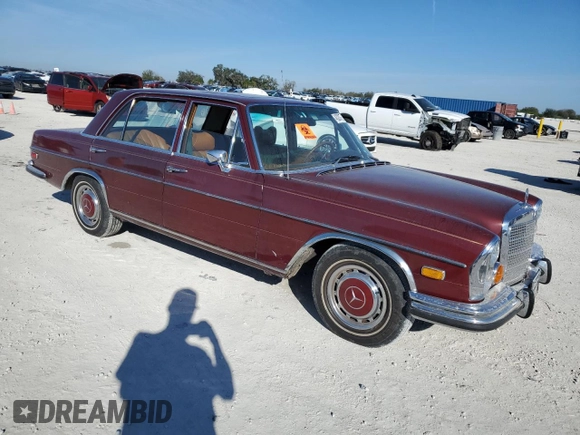 1973 Mercedes-Benz C z VIN 10806812018067, wystawiony jako Copart lot #43207885 z przebiegiem 58 302 mil mil oraz Szkoda całkowita • Salvage title. Historia ofert i sprzedaży dostępna na DreamBid. Obrazek 4.