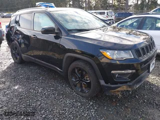 2020 Jeep Compass Latitude with VIN 3C4NJDBB6LT164241, listed as a IAAI auction lot 41502823 with 75,314 mi miles. Bid and sale history available at carsss.com. Image 1.