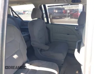 2006 Honda Odyssey EX with VIN 5FNRL38466B065601, listed as a IAAI auction lot 42559342 with 258,995 mi miles and . Bid and sale history available at DreamBid. Image 8.