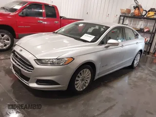 2014 Ford Fusion SE Hybrid с VIN 3FA6P0LU1ER227571, выставлен на аукционе IAAI как лот 42391487 с пробегом 127 979 миль миль и . История ставок и продаж доступна на DreamBid. Изображение 17.