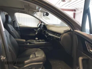 2019 Audi Q7 Premium Plus z VIN WA1LAAF7XKD045120, wystawiony jako IAAI lot #42426678 z przebiegiem 97 205 mil mil oraz . Historia ofert i sprzedaży dostępna na DreamBid. Obrazek 5.