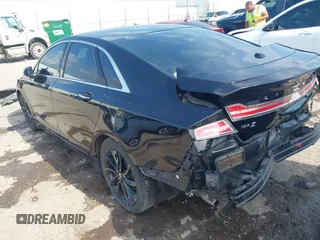 2020 Lincoln MKZ Reserve with VIN 3LN6L5E92LR609404, listed as a IAAI auction lot 42402524 with 44,271 mi miles and . Bid and sale history available at DreamBid. Image 3.