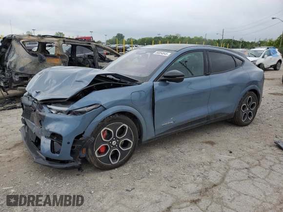 2023 Ford Mustang Mach-E GT z VIN 3FMTK4SE1PMA12474, wystawiony jako Copart lot #56854845 z przebiegiem 20 636 mil mil oraz Szkoda całkowita • Salvage title. Historia ofert i sprzedaży dostępna na DreamBid. Obrazek 1.