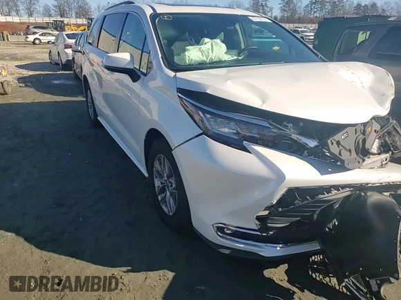 2022 Toyota Sienna XLE with VIN 5TDYRKEC5NS078737, listed as a Copart auction lot 87702135 with 50,133 mi miles and Salvage Title. Bid and sale history available at carsss.com. Image 12.